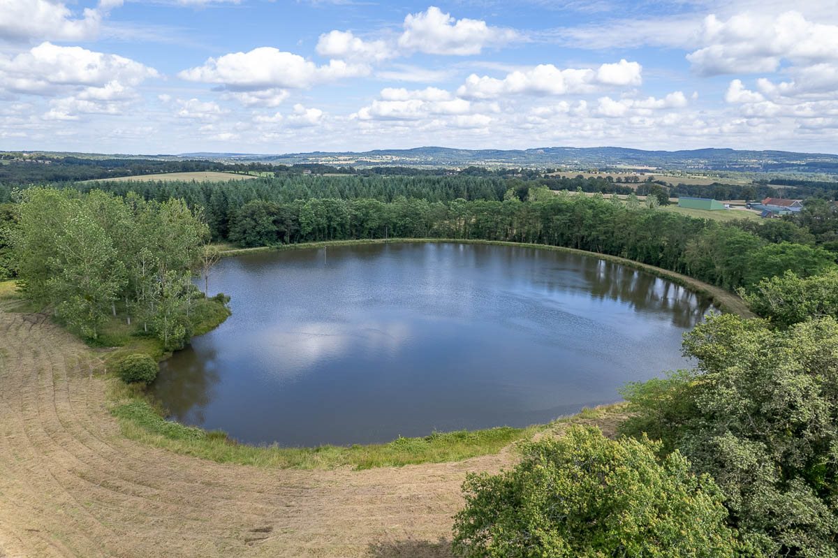 Maison à vendre, 232m², Boussac