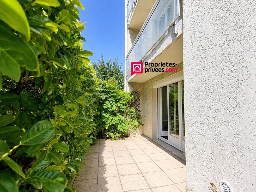 Appartement à louer, 48m², Évry-Courcouronnes