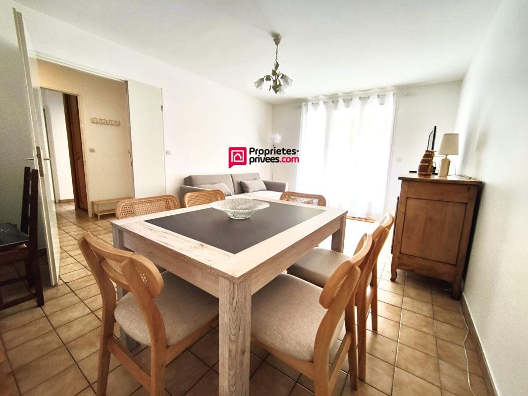 Appartement à louer, 48m², Évry-Courcouronnes