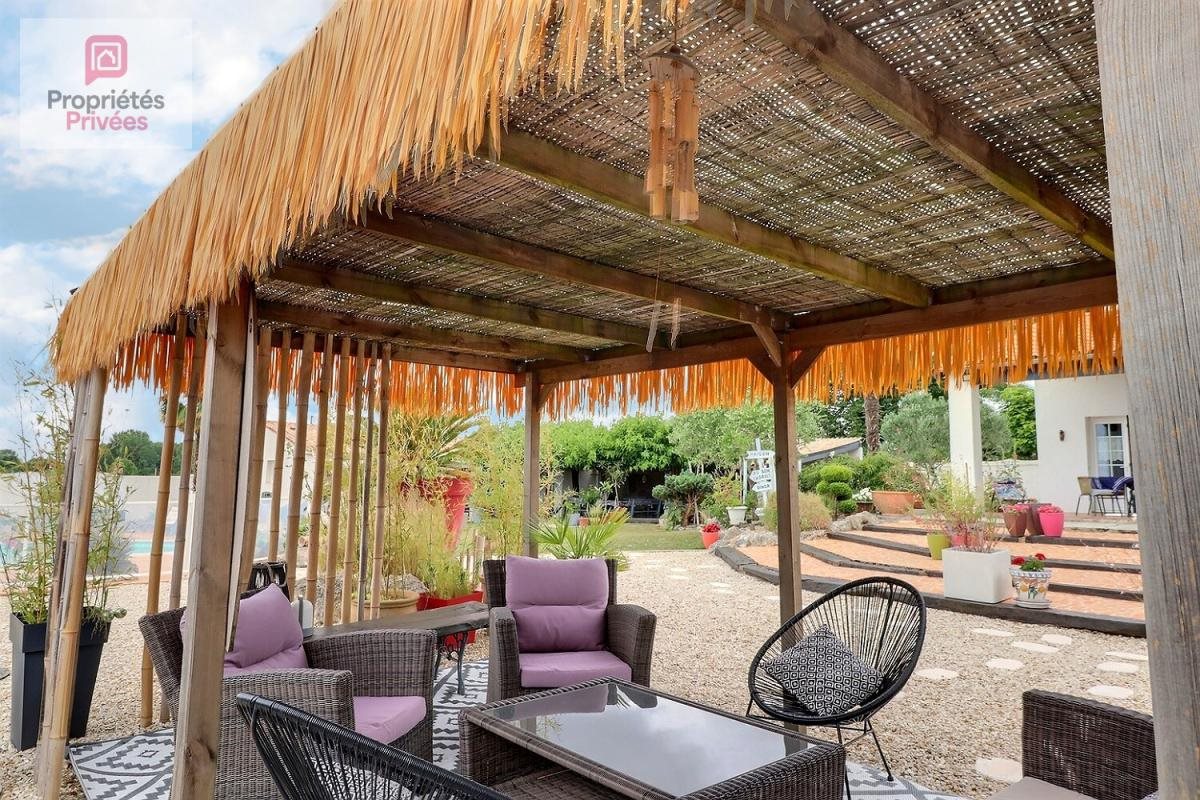 Maison à vendre, 152m², Pont-l'Abbé-d'Arnoult