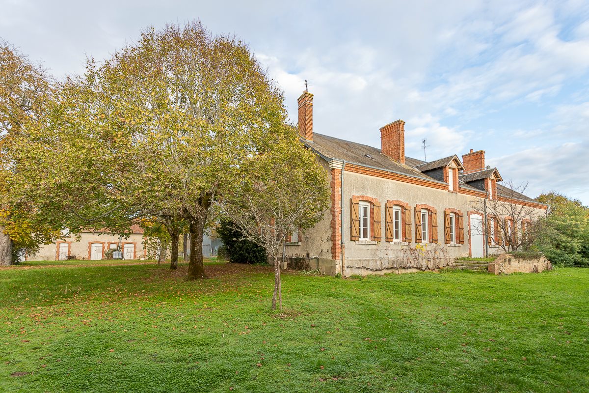 Maison à vendre, 250m², Thénioux