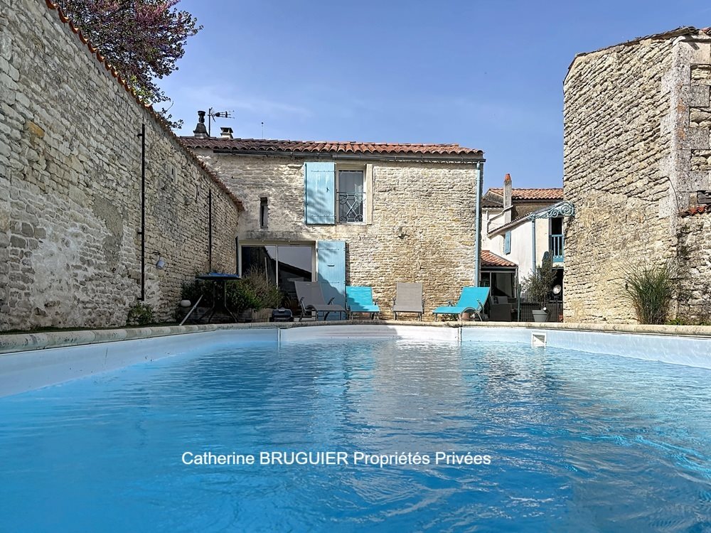 Maison à vendre, 210m², Saint-Jean-de-Liversay