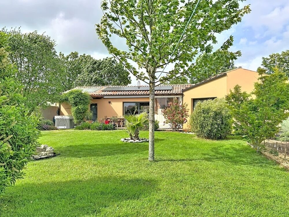 Maison à vendre, 130m², Ferrières
