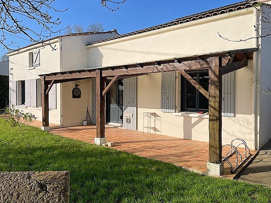 Maison à vendre, 188m², Saint-Jean-de-Liversay