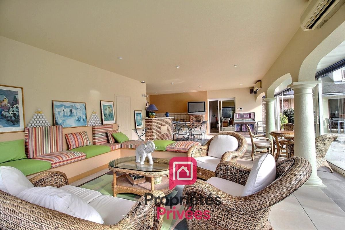 Maison à vendre, 350m², Villemandeur