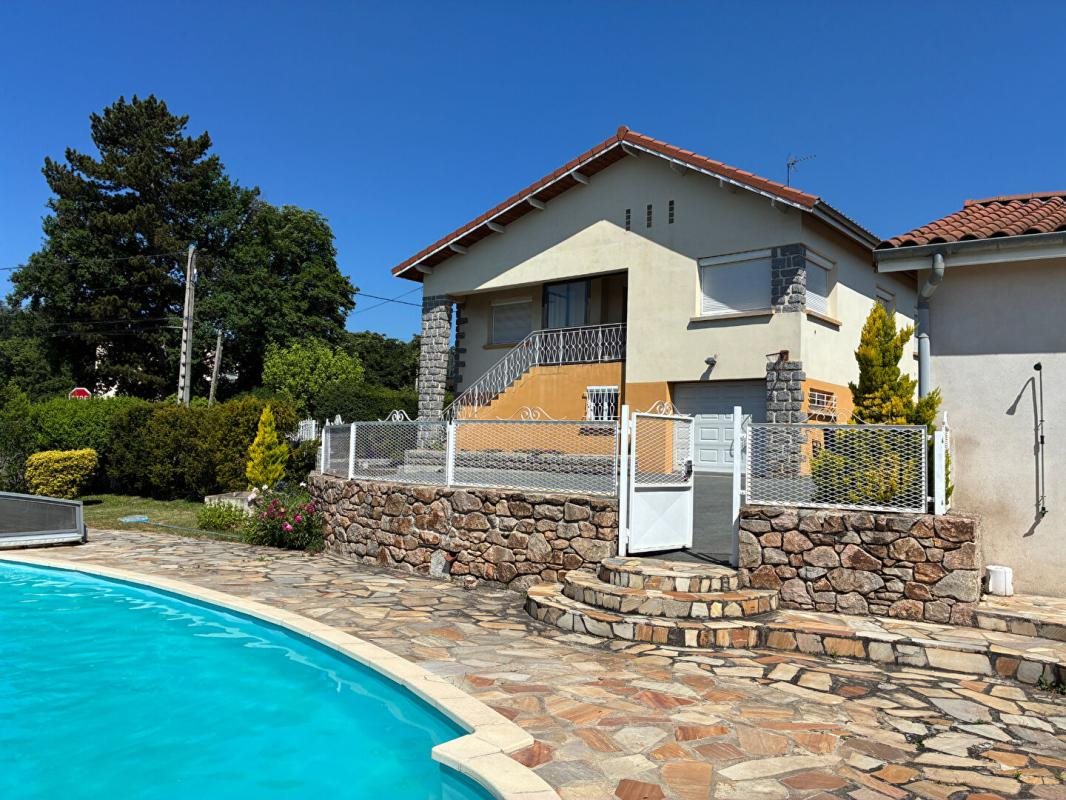 Maison à vendre, 131m², Unieux