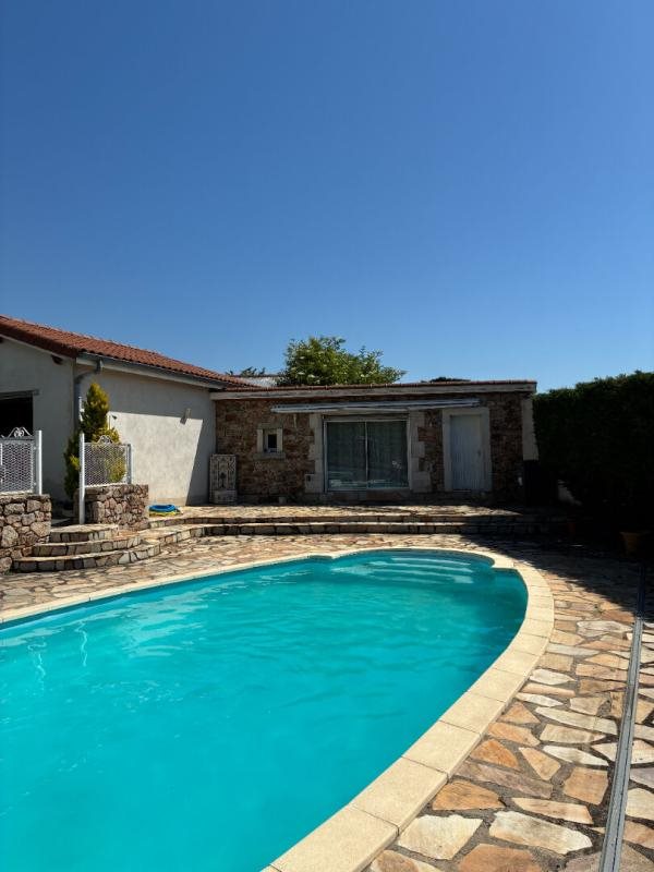 Maison à vendre, 131m², Unieux