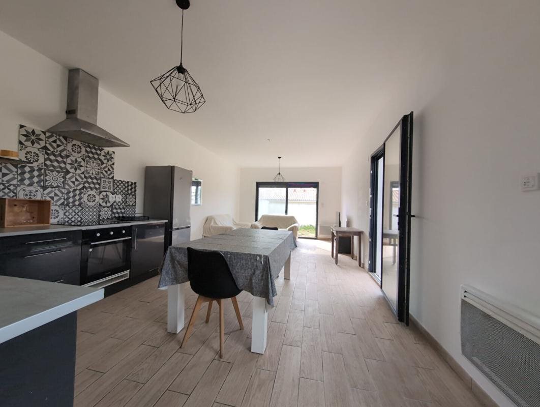 Maison à vendre, 82m², Arveyres