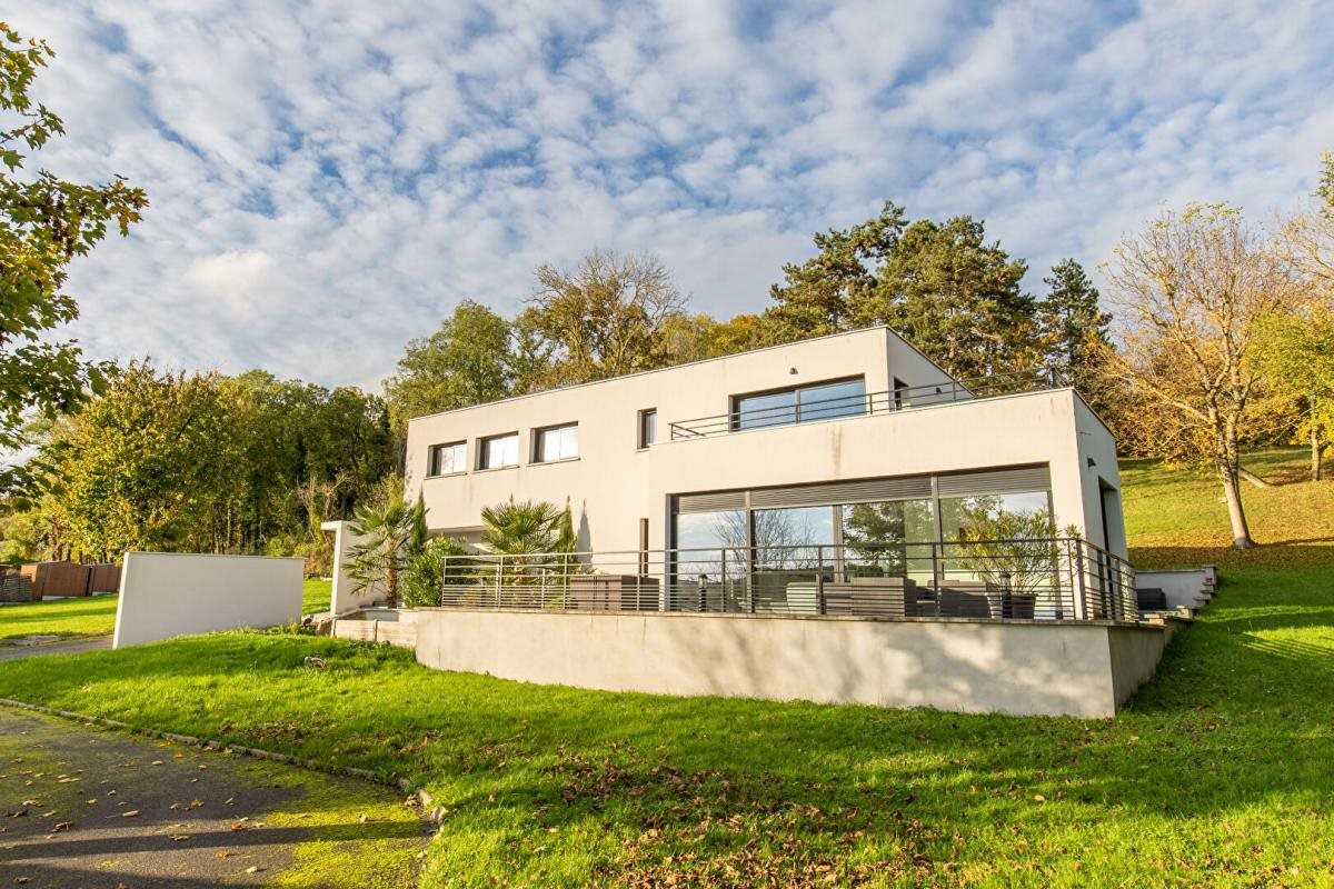 Maison à vendre, 240m², Brueil-en-Vexin