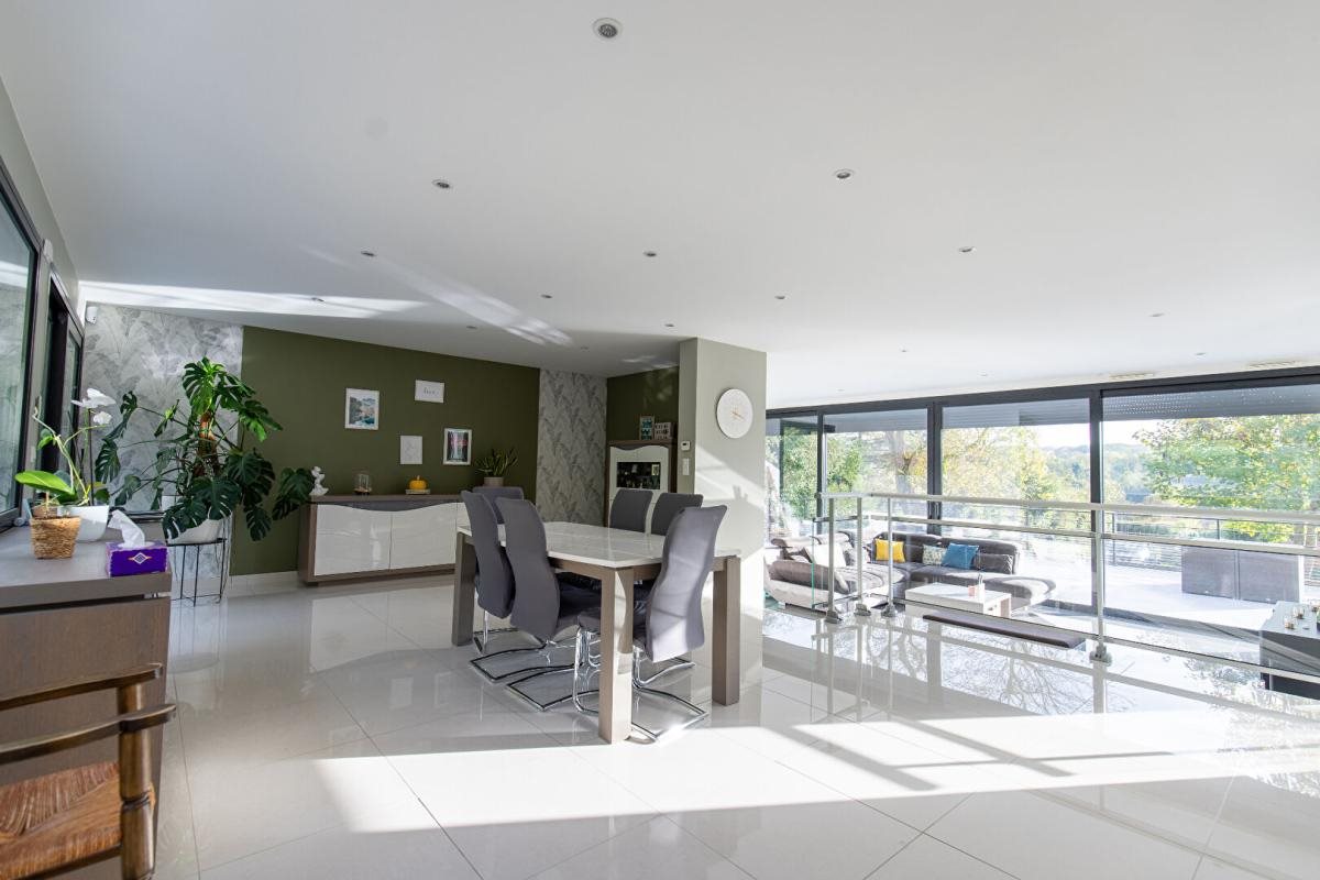 Maison à vendre, 240m², Brueil-en-Vexin