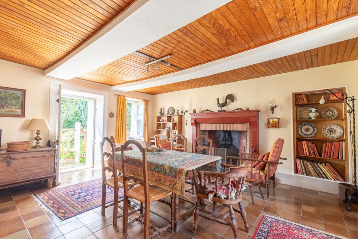 Maison à vendre, 230m², Montalet-le-Bois
