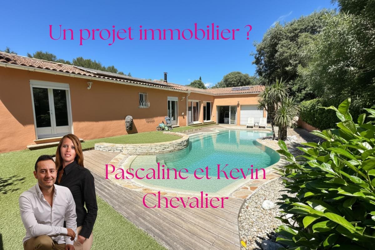 Maison à louer, 218m², Grans