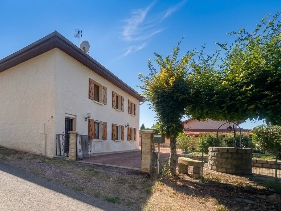 Maison à vendre, 154m², Saint-Hilaire-sous-Charlieu