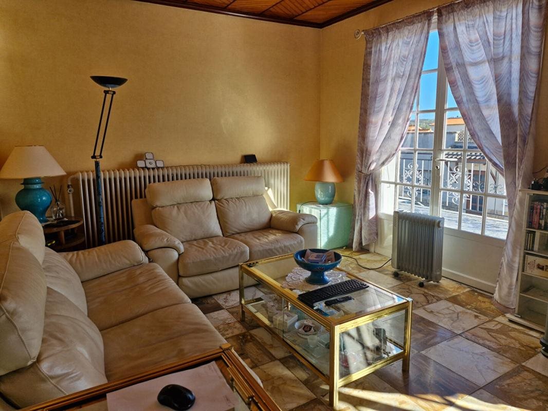 Maison à vendre, 151m², Commelle-Vernay