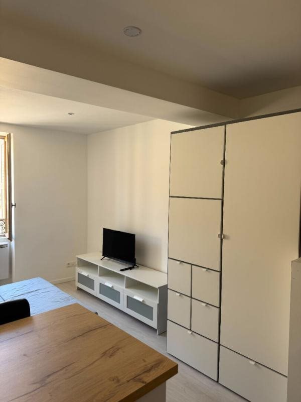 Appartement à louer, 21m², Roanne
