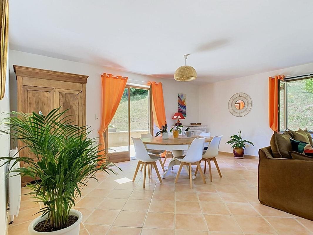 Maison à vendre, 160m², Beynac-et-Cazenac