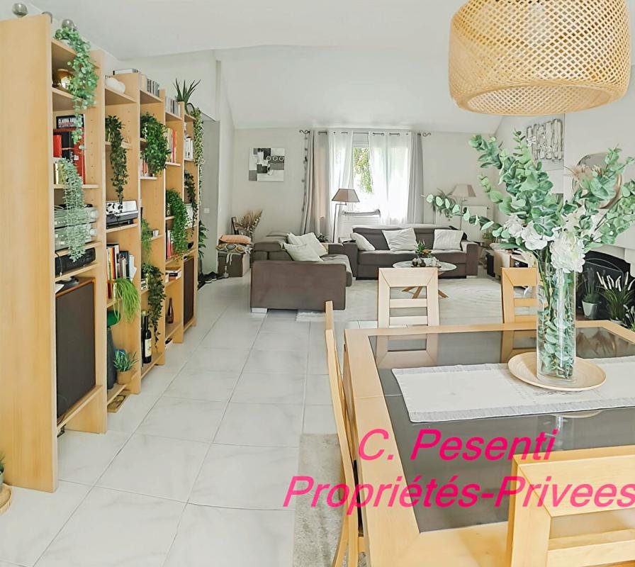 Maison à vendre, 176m², Saint-Thibault-des-Vignes