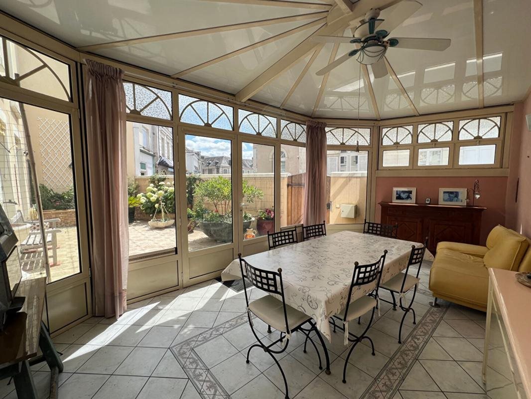 Maison à vendre, 208m², Montval-sur-Loir