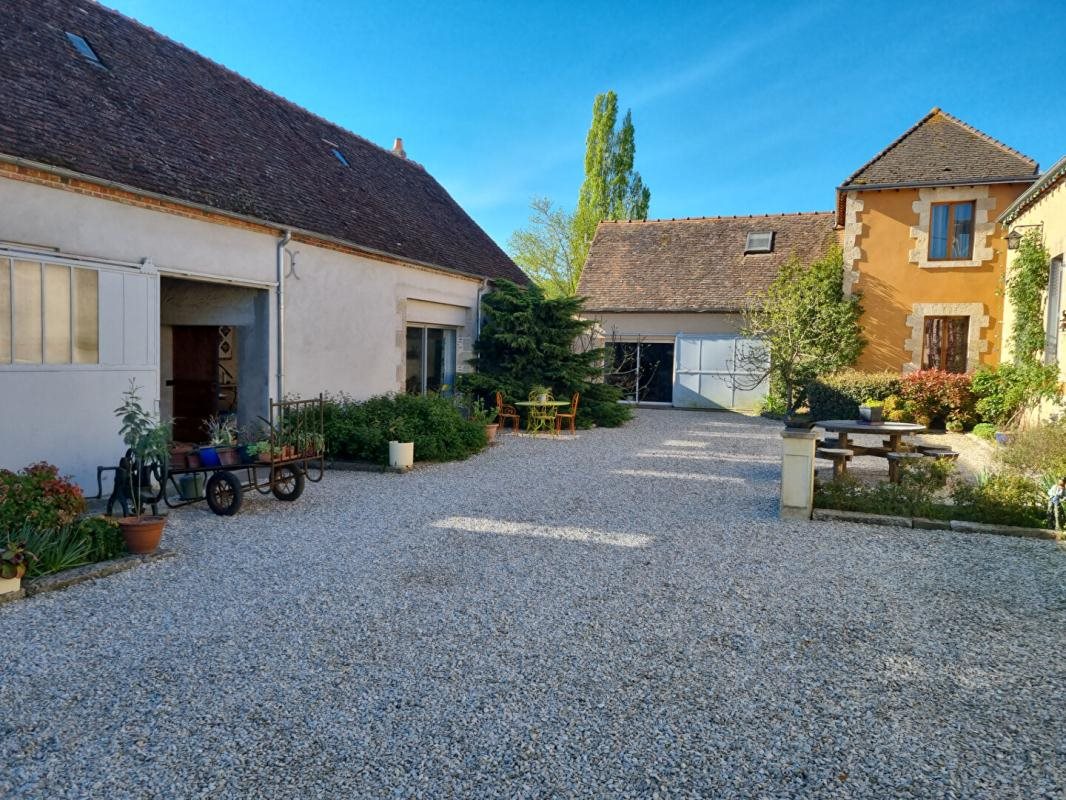 Maison à vendre, 388m², Saint-Benoît-sur-Loire