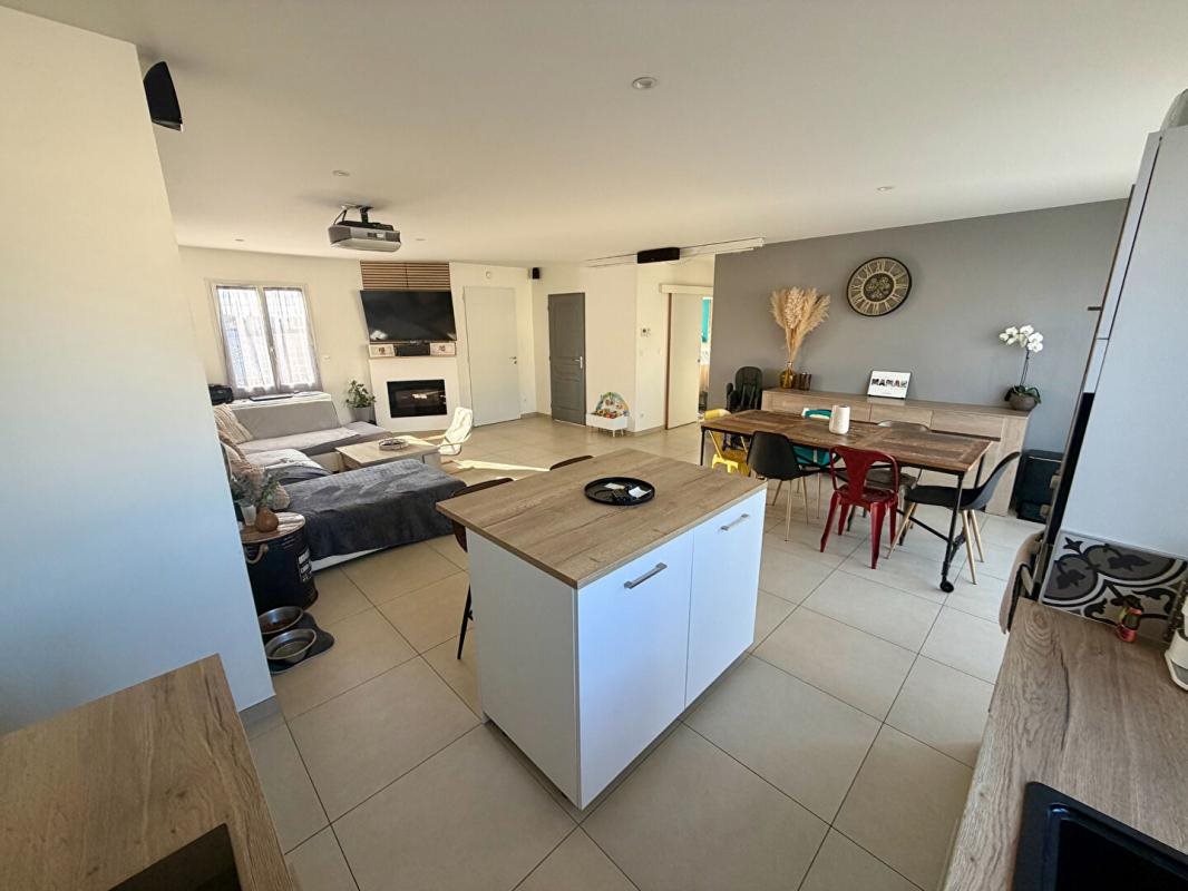 Maison à vendre, 92m², Semussac