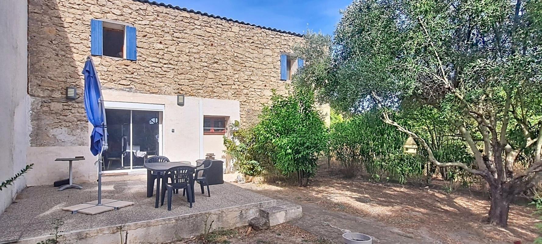 Maison à vendre, 250m², Saint-Geniès-de-Fontedit