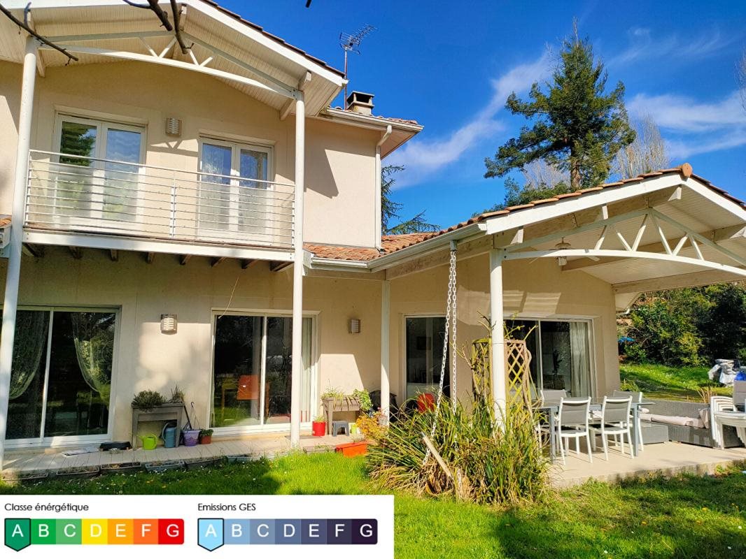 Maison à vendre, 240m², Sainte-Eulalie