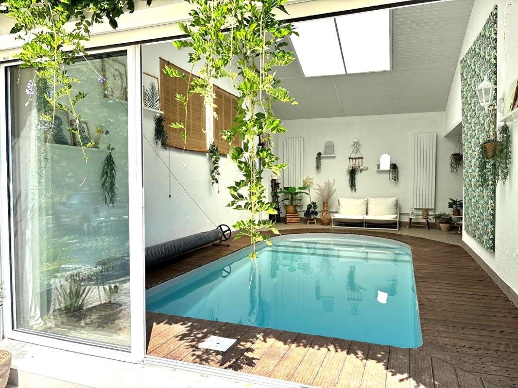 Maison à vendre, 350m², Yvrac