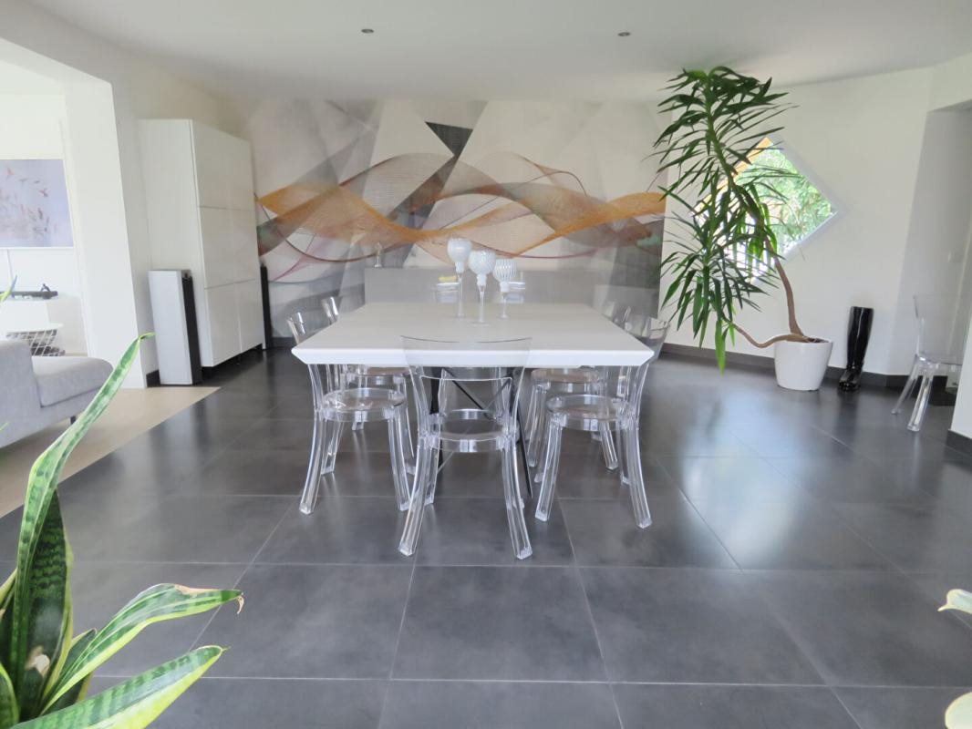 Maison à vendre, 166m², Camarsac