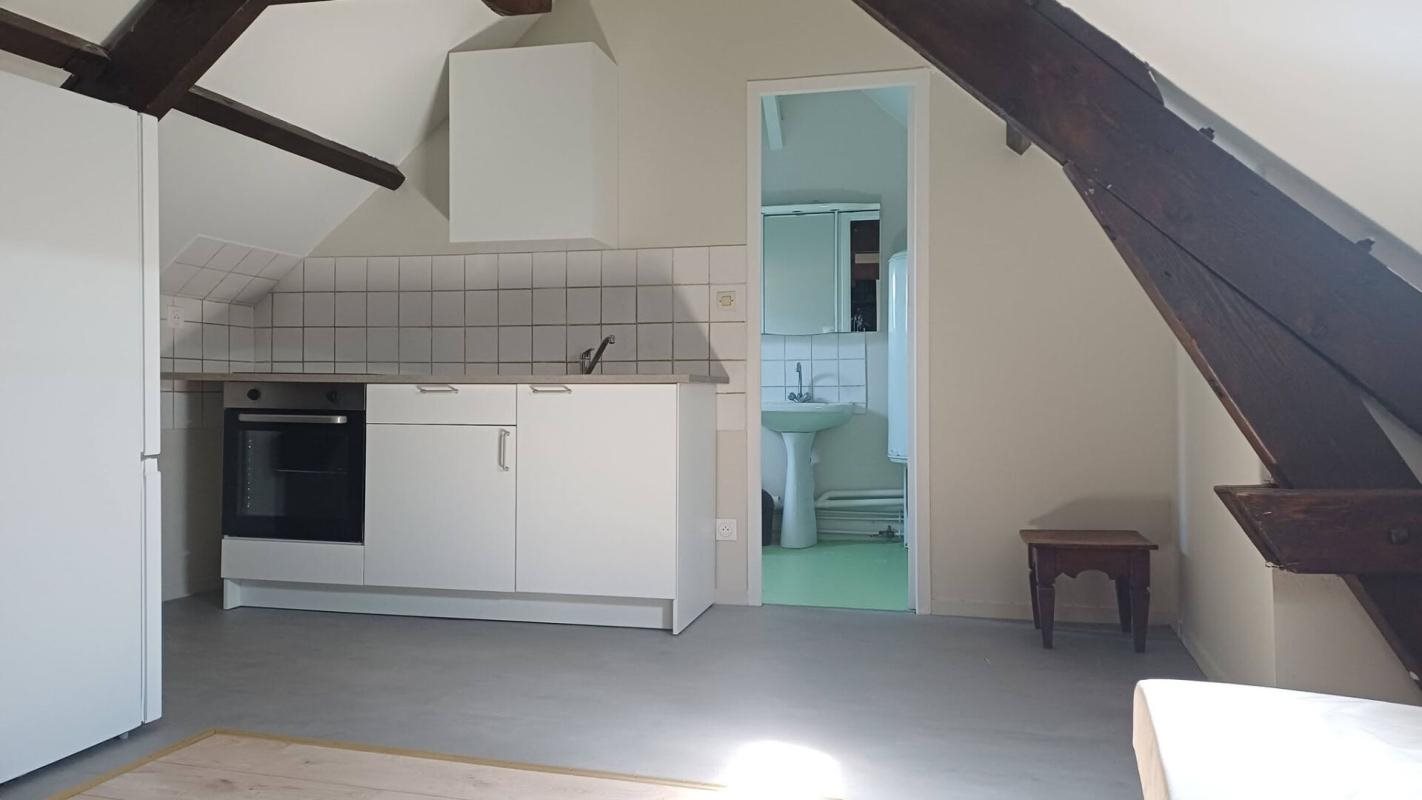 Appartement à louer, 25m², Noyon