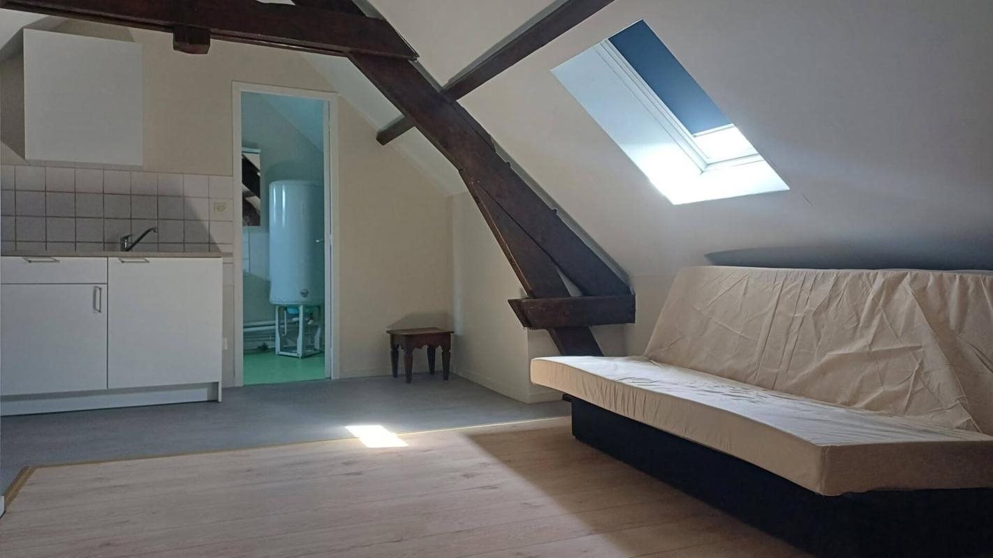 Appartement à louer, 25m², Noyon