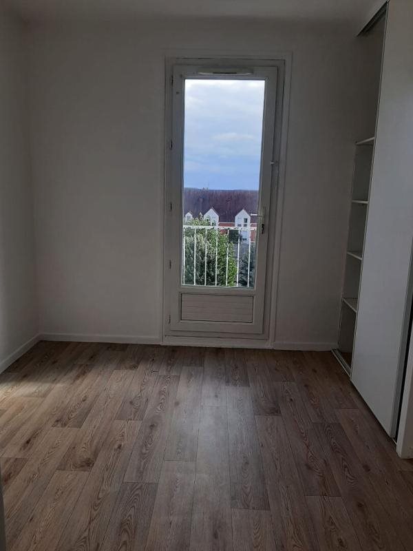 Appartement à louer, 58m², Noyon