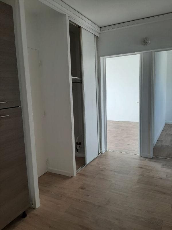 Appartement à louer, 58m², Noyon