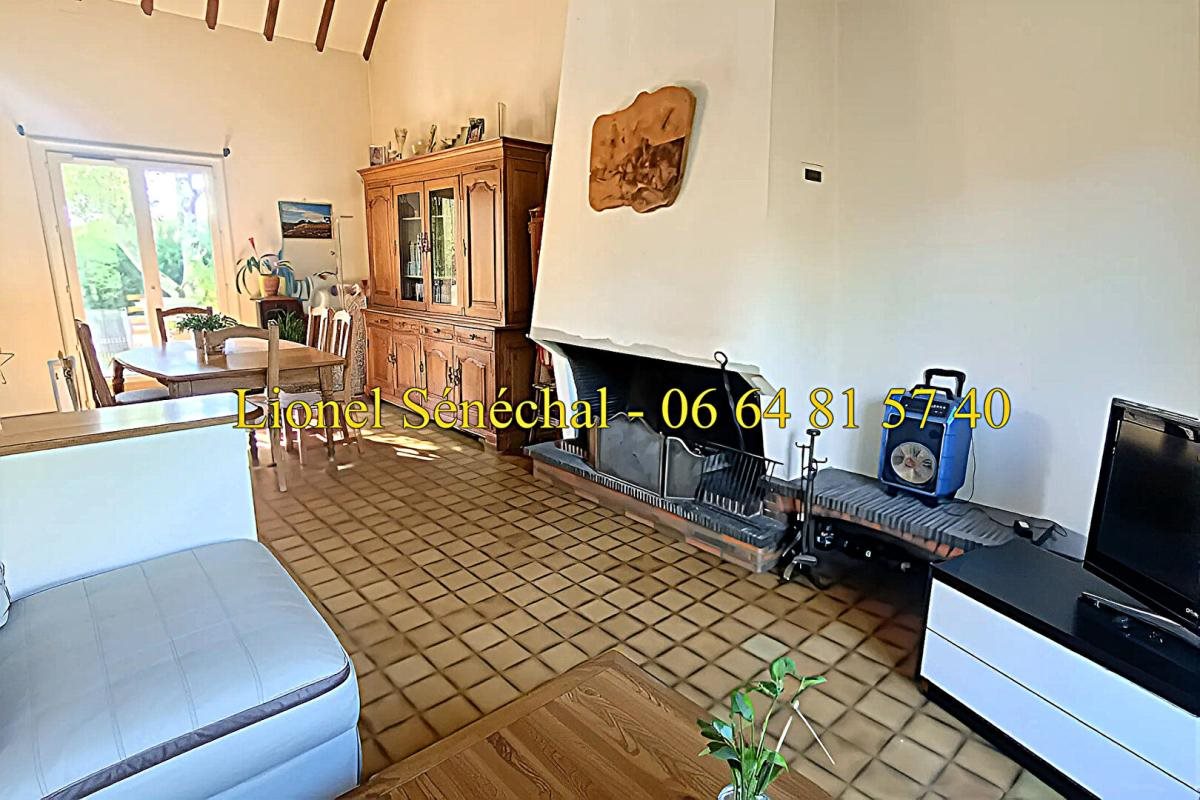 Maison à vendre, 135m², Brette-les-Pins