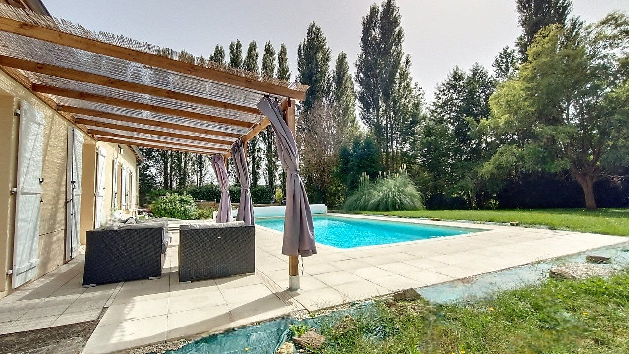 Maison à vendre, 126m², Brette-les-Pins