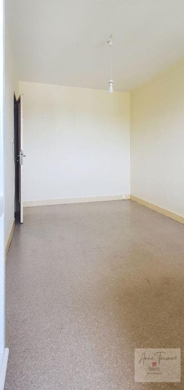 Appartement à louer, 82m², Le Malesherbois