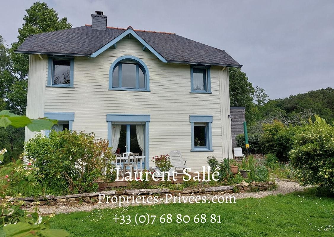 Maison à vendre, 151m², Ambon