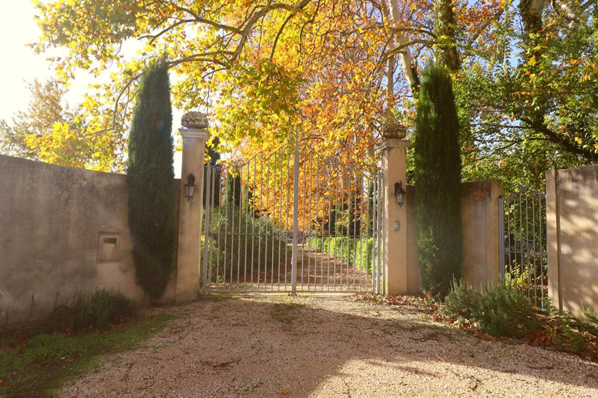 Maison à vendre, 248m², Caumont-sur-Durance