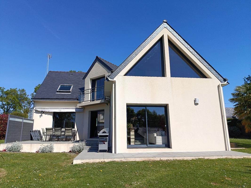 Maison à vendre, 123m², Gourin