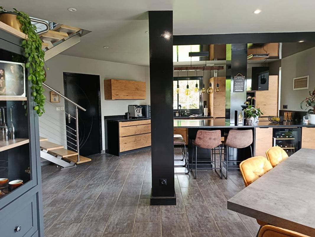 Maison à vendre, 123m², Gourin