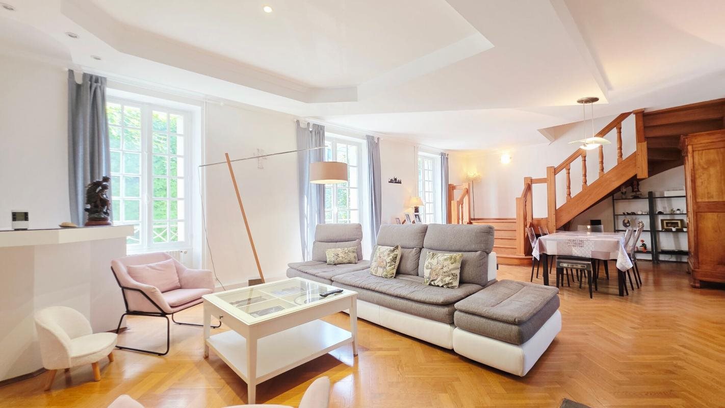 Maison à vendre, 191m², Bourges