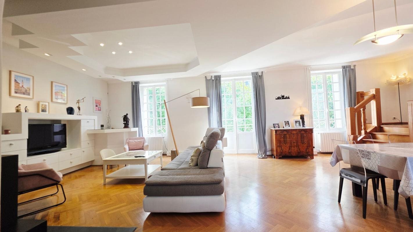 Maison à vendre, 191m², Bourges