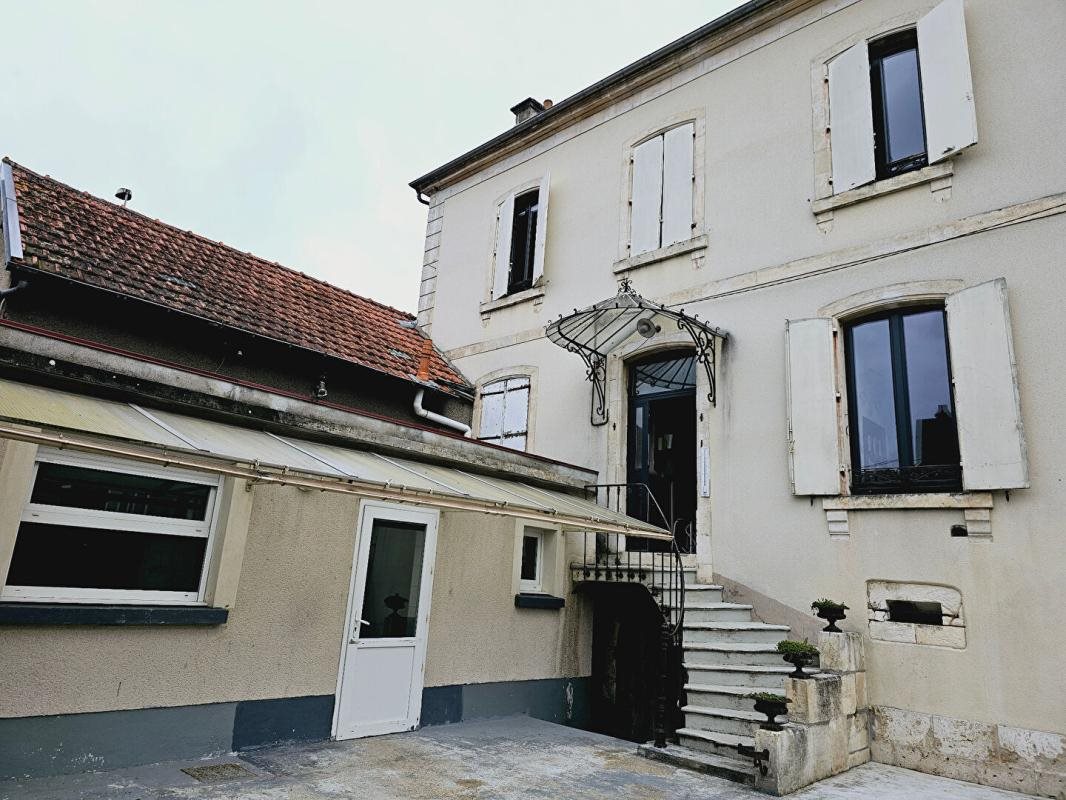 Maison à vendre, 285m², Saint-Doulchard