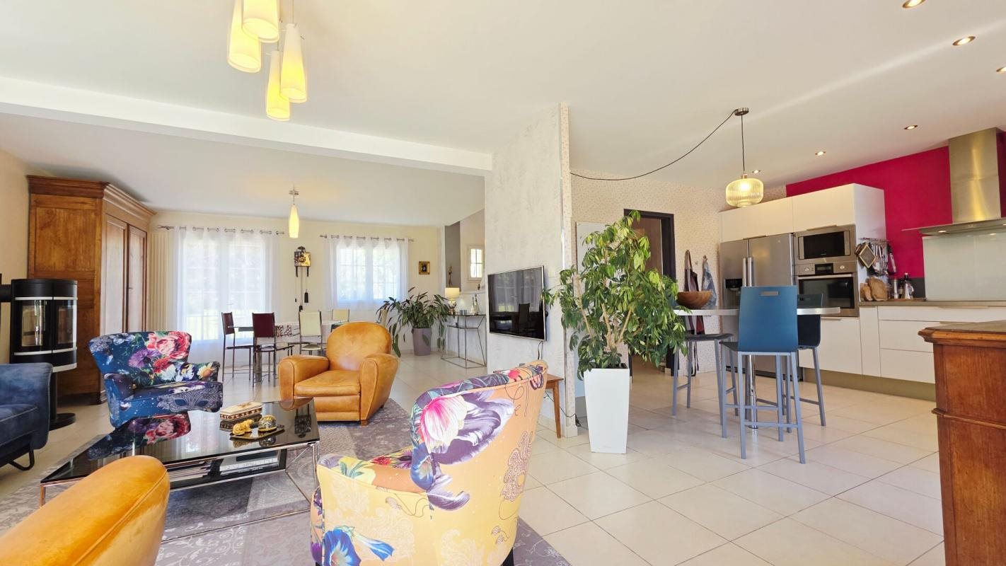 Maison à vendre, 201m², Saint-Doulchard
