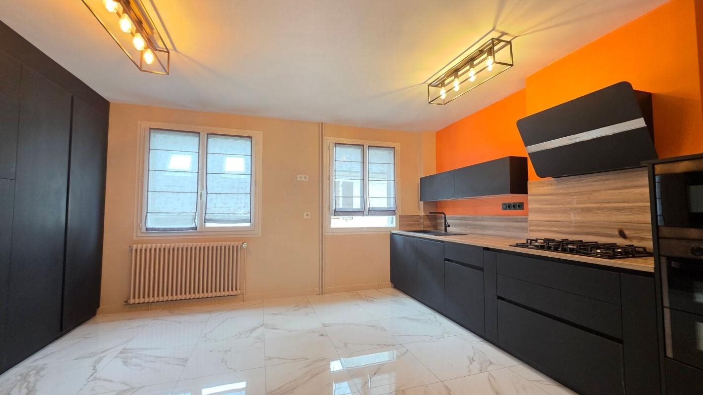 Maison à vendre, 171m², Bourges