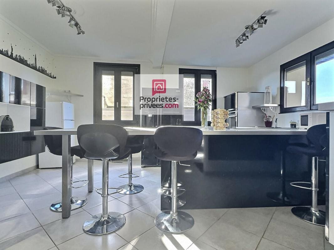Maison à vendre, 177m², Izon