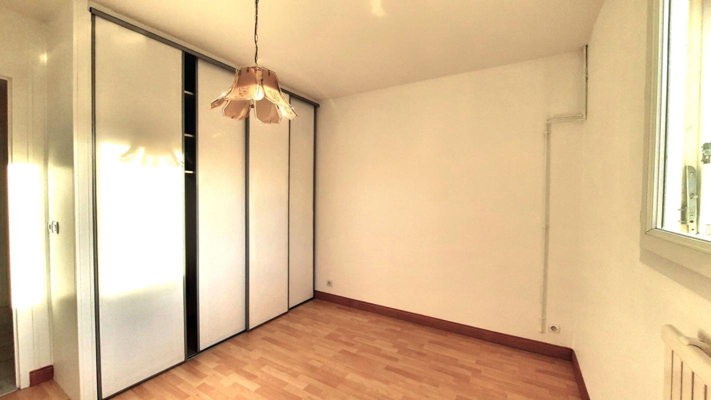 Maison à louer, 84m², Saintes