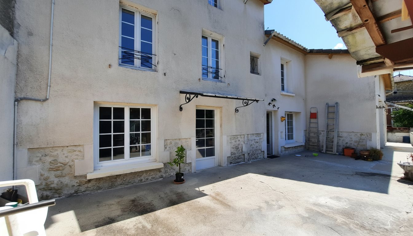 Maison à vendre, 169m², Nieul-le-Virouil