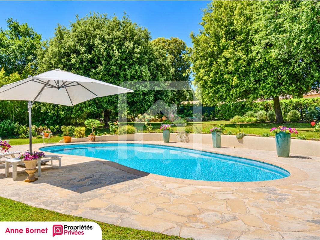 Maison à vendre, 301m², Le Rouret