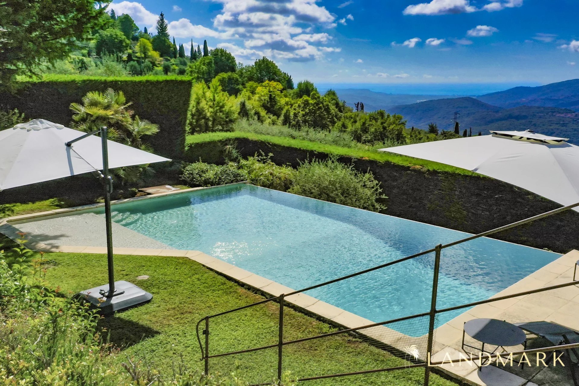 Maison à vendre, 217m², Cabris