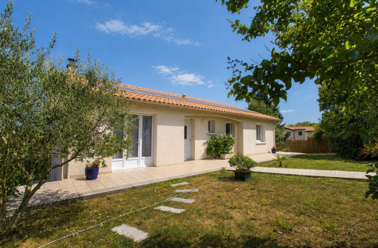 Maison à vendre, 120m², Sainte-Ouenne